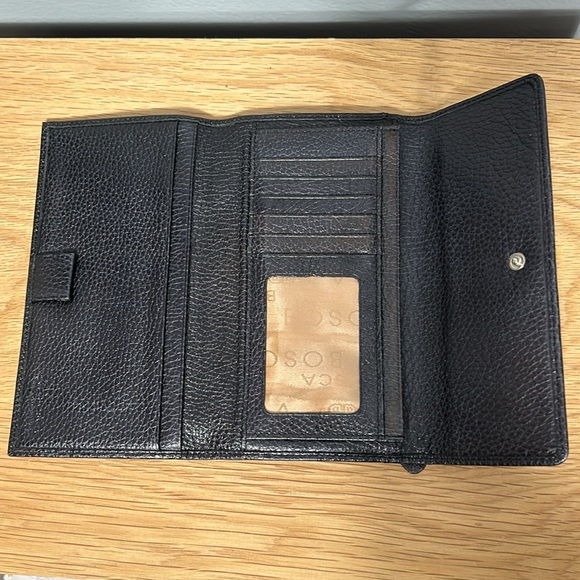 Bosca Pebble Leather Functional Wallet - gently used - Picture 5 of 16